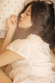 完美嫁衣抱抱俏佳人